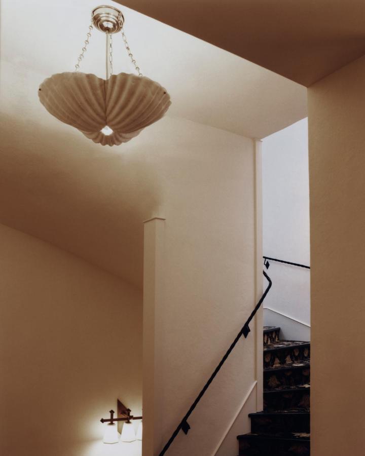 Chateau Voltaire Parigi Esterno foto