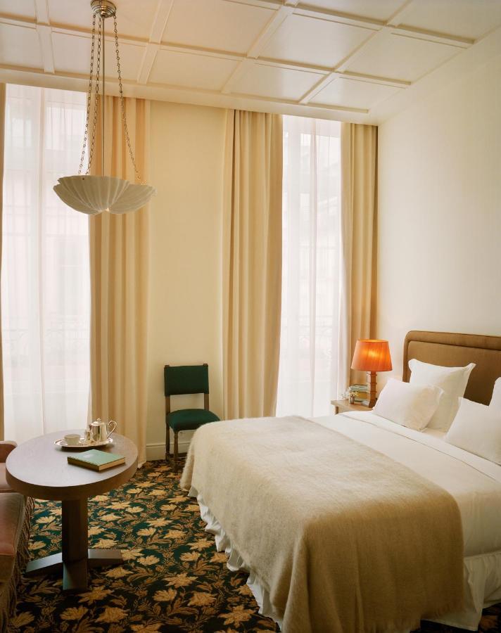Chateau Voltaire Parigi Esterno foto