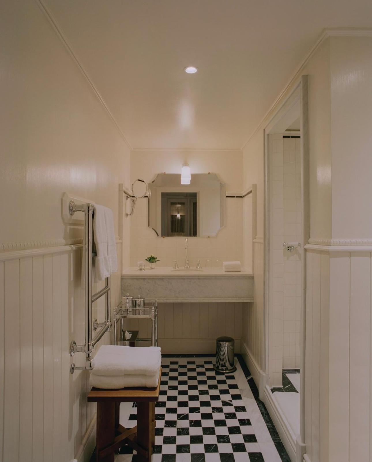 Chateau Voltaire Parigi Esterno foto